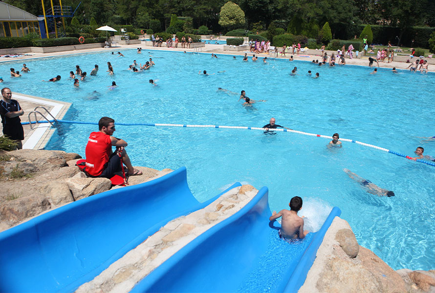 piscina alcob w